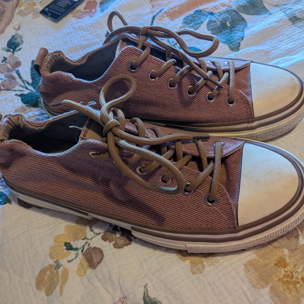 Very G Brown and Cream Women's Sneakers